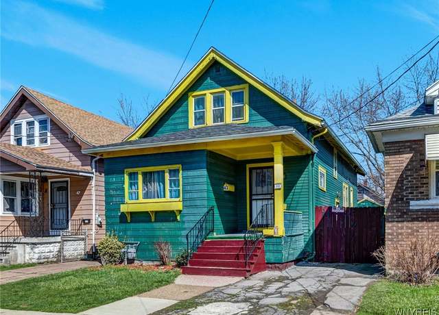 Property at 43 Freund St, Buffalo, NY 14211, 4 beds, 1 bath