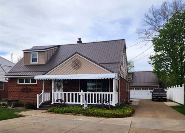 Property at 390 Martin Rd, Lackawanna, NY 14218, 6 beds, 3.5 baths