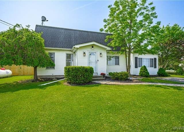 Property at 1558 Youngstown Wilson Rd, Porter, NY 14174, 4 beds, 1 bath