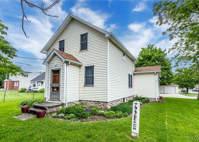 Property at 799 Beach Rd, Cheektowaga, NY 14225, 3 beds, 2 baths