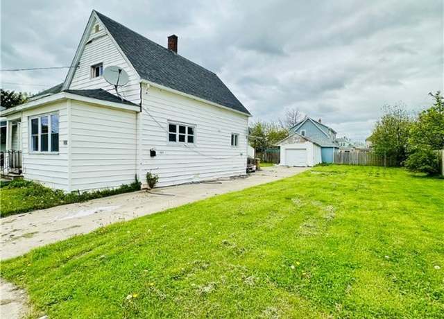 Property at 105 Hoerner Ave, Cheektowaga, NY 14211, 3 beds, 1 bath