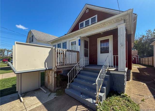 Property at 27 Cushing St, Buffalo, NY 14220, 4 beds, 2 baths