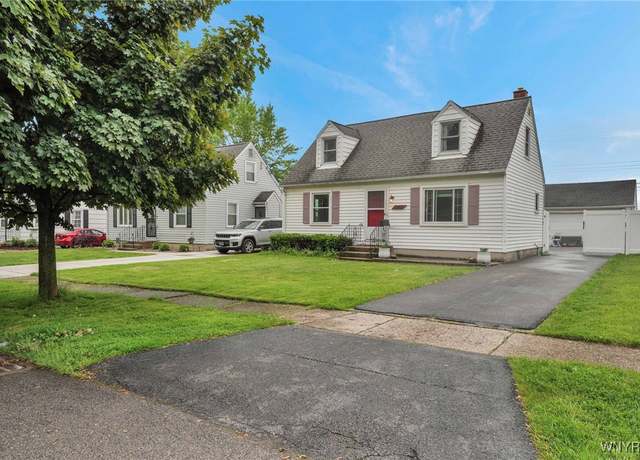 Property at 102 Princeton Ct, Cheektowaga, NY 14225, 4 beds, 1 bath