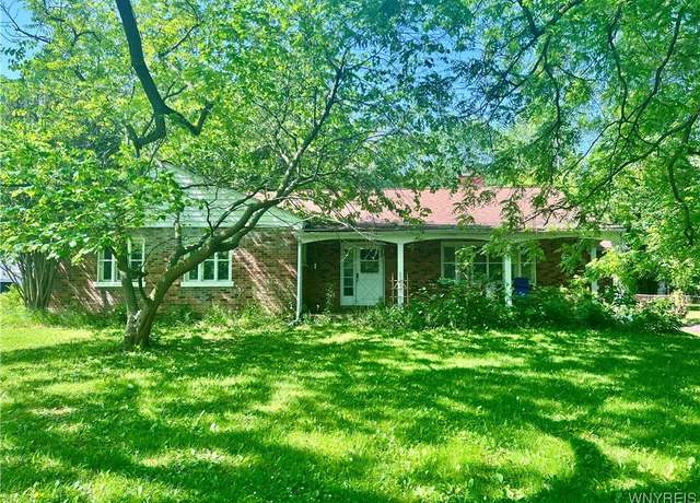Property at 348 N Ellicott Creek Rd, Amherst, NY 14228, 3 beds, 2.5 baths
