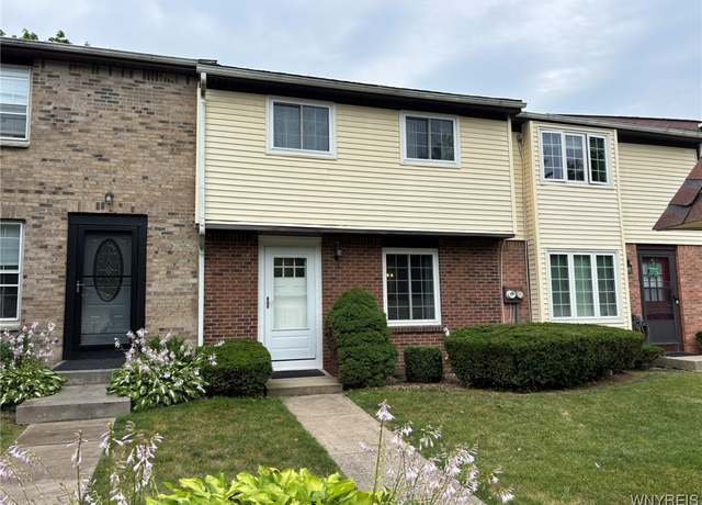 Property at 188 Stepping Stone Ln, Orchard Park, NY 14127, 3 beds, 1.5 baths