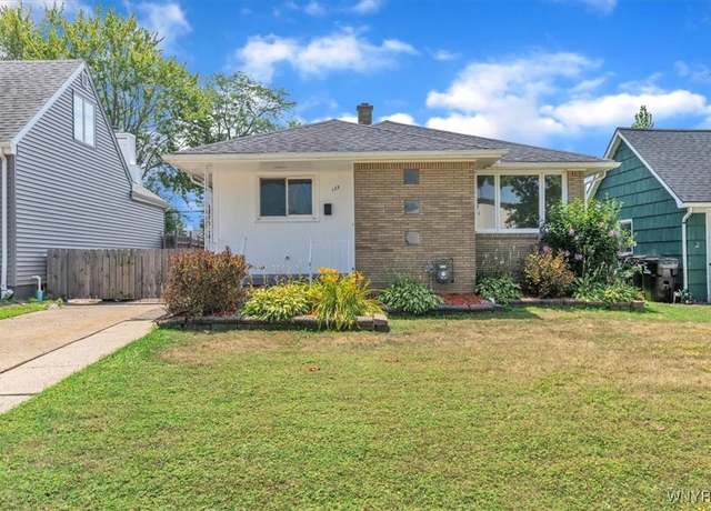 Property at 135 Mapleview Dr, Tonawanda, NY 14150, 3 beds, 1 bath