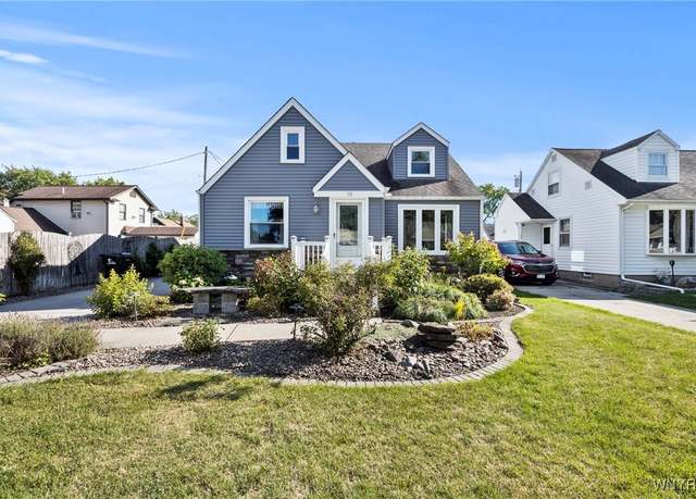 Property at 14 Calvin Ct N, Tonawanda, NY 14150, 4 beds, 2 baths