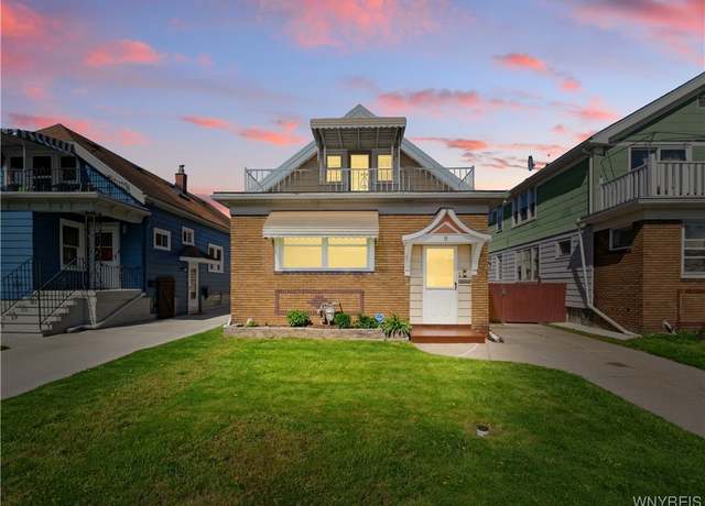 Property at 8 Pendennis Pl, Buffalo, NY 14225, 4 beds, 1.5 baths