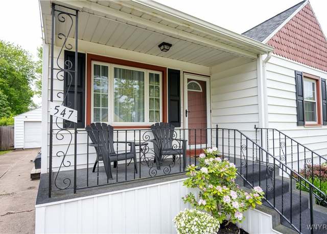 Property at 547 Locust St, North Tonawanda, NY 14120, 3 beds, 1 bath