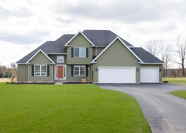 Property at 841 Girdle Rd, Elma, NY 14052, 4 beds, 2.5 baths