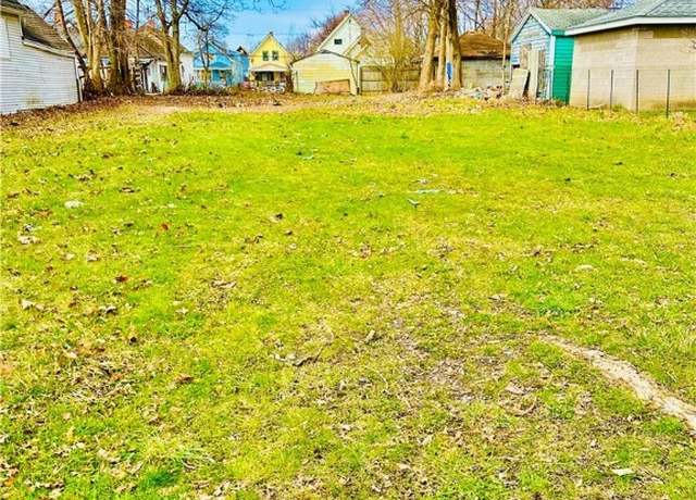 Property at 98 Milburn St, Buffalo, NY 14212