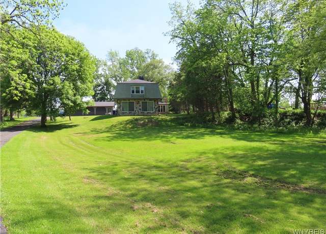 Property at 665 Fisher Rd, West Seneca, NY 14224, 4 beds, 2 baths