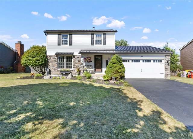 Property at 69 Pine Ct N, West Seneca, NY 14224, 3 beds, 1.5 baths