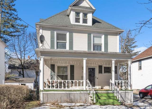 Property at 318 Locust St, Lockport-city, NY 14094, 4 beds, 1.5 baths