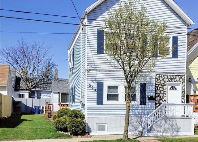 Property at 202 Metcalfe St, Buffalo, NY 14206, 5 beds, 2 baths