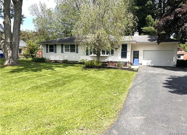 Property at 33 Lincoln Ave, Evans, NY 14006, 3 beds, 1 bath