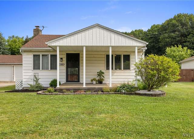 Property at 7000 Ralph Ct, Niagara, NY 14304, 3 beds, 2 baths