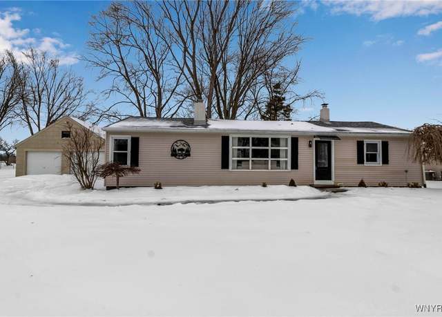 Property at 2972 Wilson Cambria Rd, Wilson, NY 14172, 4 beds, 2 baths