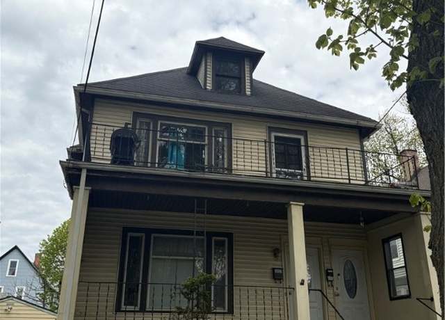Property at 86 Kingston Pl, Buffalo, NY 14210, 6 beds, 2 baths