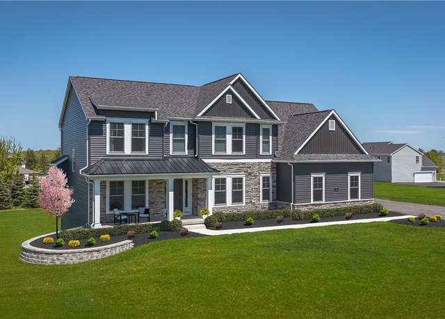 Property at 69 Woodthrush Trl, Orchard Park, NY 14127, 4 beds, 3.5 baths