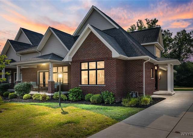 Property at 4050 Martingale Ct, Aurora, NY 14052, 3 beds, 2.5 baths