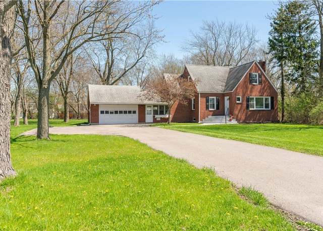 Property at 195 Hopkins Rd, Amherst, NY 14221, 3 beds, 1.5 baths