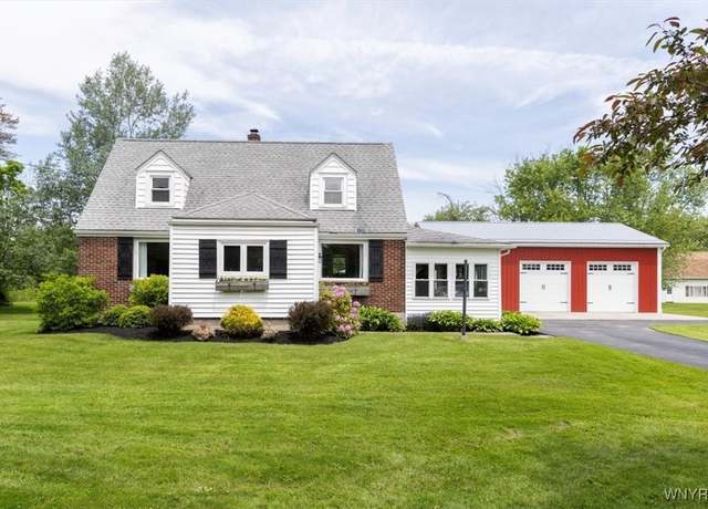 Property at 2581 Bullis Rd, Elma, NY 14059, 4 beds, 1.5 baths