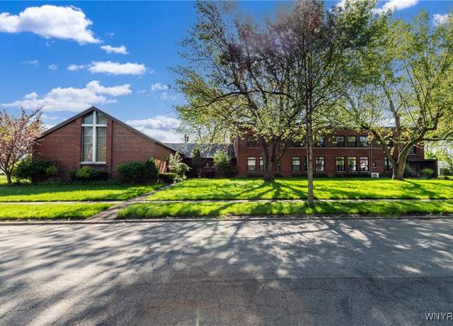 Property at 45 Dalton Dr, Tonawanda-town, NY 14223, 6 baths