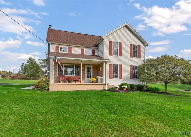 Property at 915 Genesee Rd, Arcade, NY 14009, 3 beds, 2.5 baths