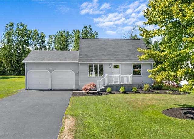Property at 6244 Bartz Rd, Lockport Town, NY 14094, 4 beds, 1 bath
