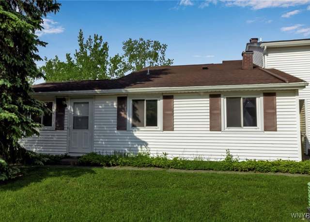 Property at 32 Pebble Creek Dr, Cheektowaga, NY 14227, 2 beds, 1 bath