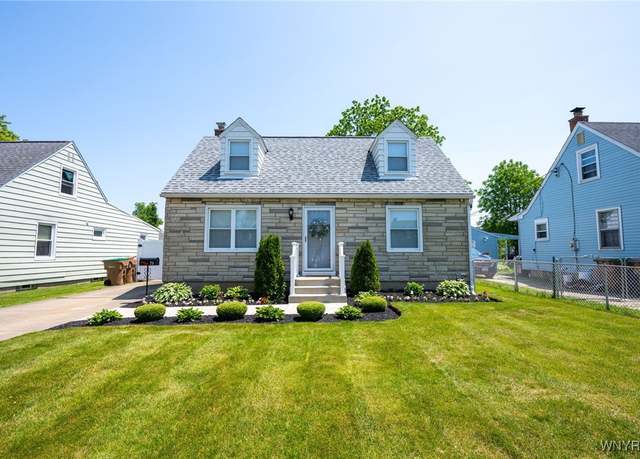 Property at 79 White Rd, Cheektowaga, NY 14225, 4 beds, 1 bath