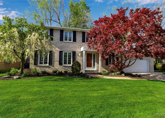 Property at 16 Heritage Rd E, Amherst, NY 14221, 4 beds, 2.5 baths