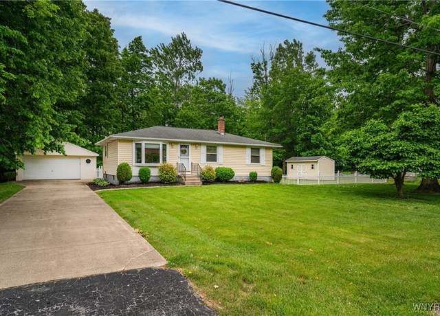Property at 6099 Dover Rd, Hamburg, NY 14085, 3 beds, 1 bath