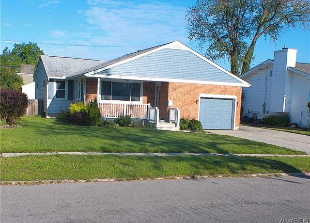 Property at 90 Nadon Pl, Tonawanda-town, NY 14150, 3 beds, 2.5 baths
