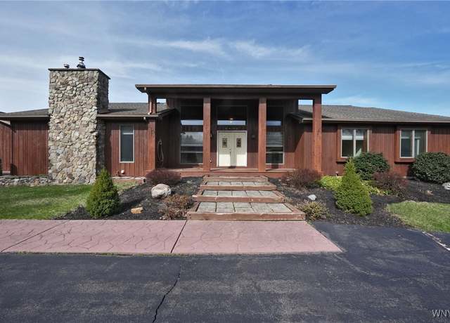 Property at 8998 Sandrock Rd, Eden, NY 14057, 4 beds, 3 baths