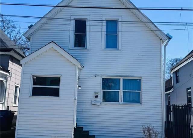 Property at 143 E Parade Ave, Buffalo, NY 14211, 3 beds, 1 bath