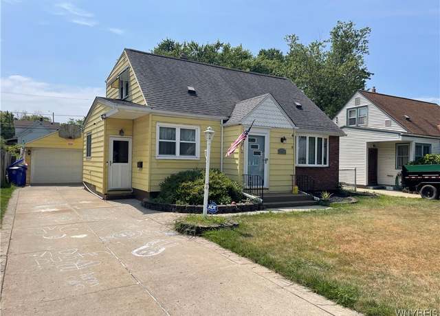 Property at 103 Maryon Dr, West Seneca, NY 14220, 3 beds, 2 baths
