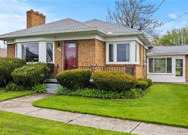 Property at 12 Veterans Pl, Cheektowaga, NY 14227, 2 beds, 1 bath
