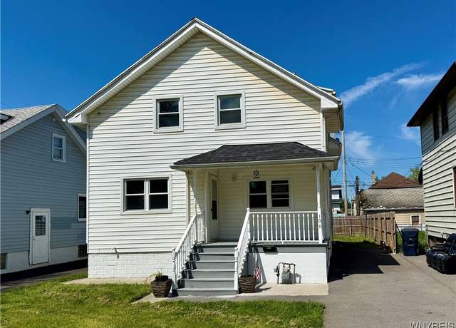 Property at 101 Spruce St, Lackawanna, NY 14218, 3 beds, 1.5 baths