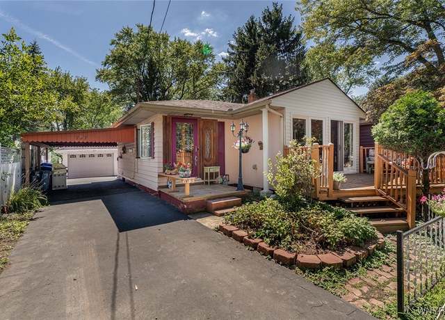 Property at 797 Fisher Rd, West Seneca, NY 14224, 3 beds, 1 bath