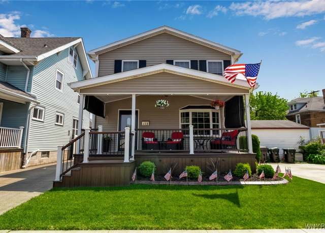 Property at 115 E Hazeltine Ave, Tonawanda-town, NY 14217, 3 beds, 2.5 baths