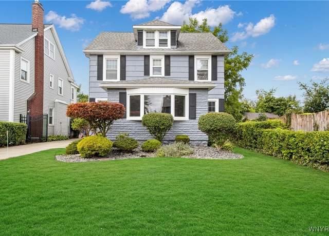 Property at 54 Admiral Rd, Buffalo, NY 14216, 3 beds, 2.5 baths