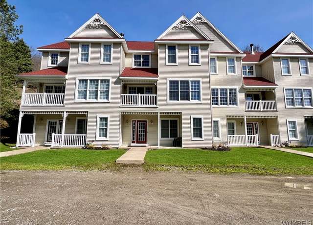 Property at 531 Deer Crossing Rd, Ellicottville, NY 14731, 3 beds, 2.5 baths
