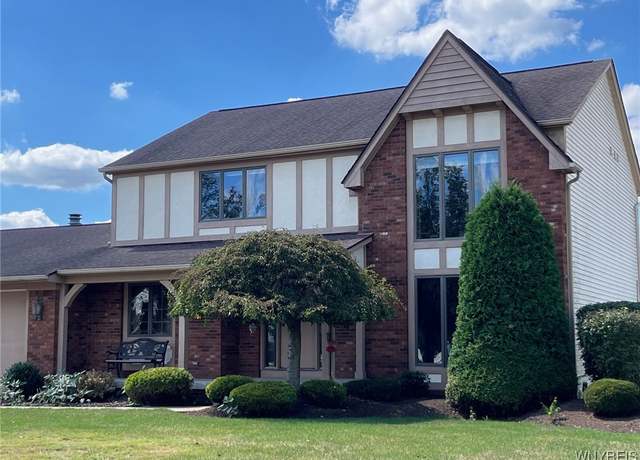 Property at 36 Shadyside Ln, Lancaster, NY 14086, 4 beds, 2.5 baths