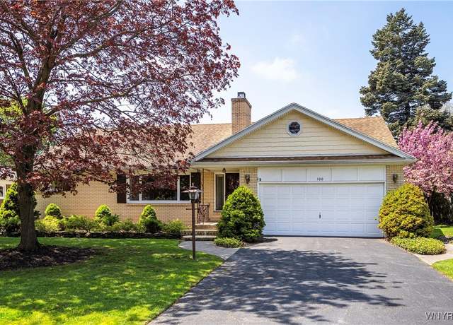 Property at 100 Lake Ledge Dr, Amherst, NY 14221, 4 beds, 3 baths