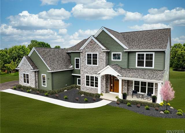 Property at 4 Kestrel Ct, Orchard Park, NY 14127, 4 beds, 4.5 baths