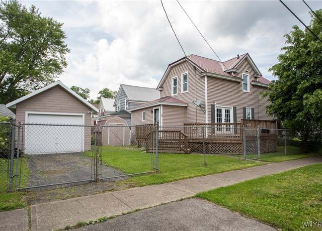 Property at 34 Church St, Franklinville, NY 14737, 3 beds, 1.5 baths
