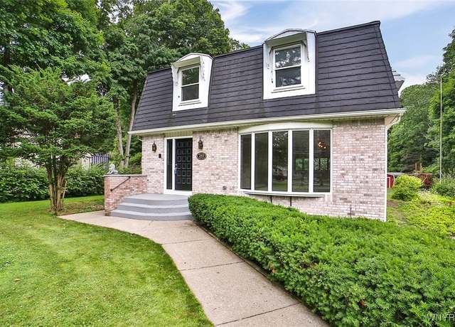 Property at 210 Townline Rd, Elma, NY 14059, 3 beds, 1.5 baths