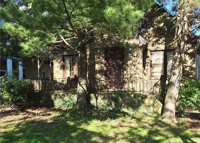 Property at 323 Portage Rd, Niagara Falls, NY 14303, 3 beds, 2.5 baths